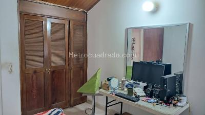 Apartamento de 3 alcobas en venta en Parrales, Ibagué, 77 m² · foto 15 de 20