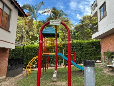 Apartamento de 3 alcobas en venta en Piedra Pintada, Ibagué, 120 m² · foto 2 de 20