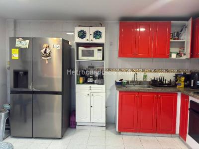 Apartamento de 4 alcobas en venta en La Florida I, Ibagué, 266 m² · foto 3 de 20