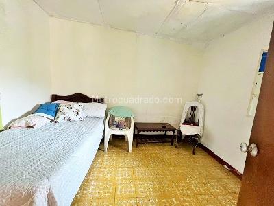 Casa de 4 alcobas en venta en Claret, Ibagué, 337 m² · foto 2 de 20