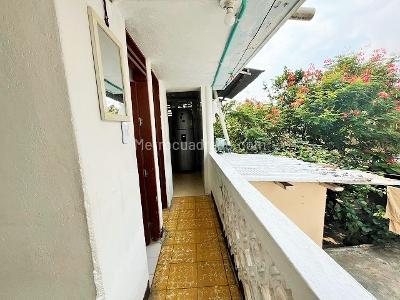 Casa de 4 alcobas en venta en Claret, Ibagué, 337 m² · foto 9 de 20