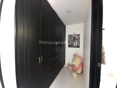 Casa de 4 alcobas en venta en Arroyuelos, Ibagué, 210 m² · foto 11 de 20