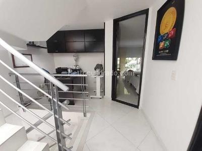 Casa de 4 alcobas en venta en Arroyuelos, Ibagué, 210 m² · foto 14 de 20