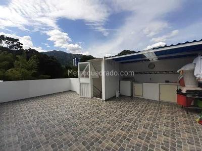 Casa de 4 alcobas en venta en Arroyuelos, Ibagué, 210 m² · foto 17 de 20