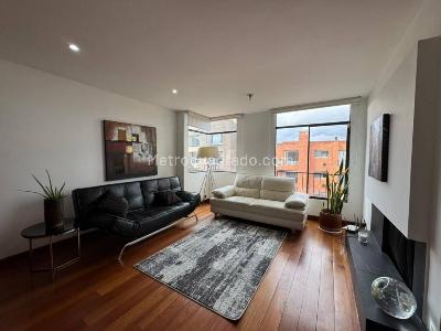 Apartamento de 5 alcobas en venta en San Patricio, Bogotá, 510 m² · foto 3 de 20