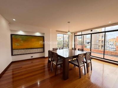 Apartamento de 5 alcobas en venta en San Patricio, Bogotá, 510 m² · foto 6 de 20