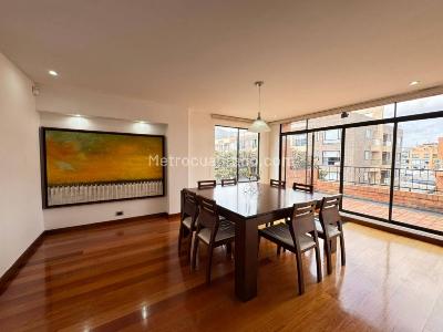 Apartamento de 5 alcobas en venta en San Patricio, Bogotá, 510 m² · foto 11 de 20