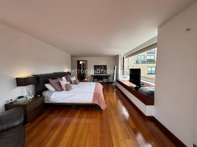 Apartamento de 5 alcobas en venta en San Patricio, Bogotá, 510 m² · foto 16 de 20
