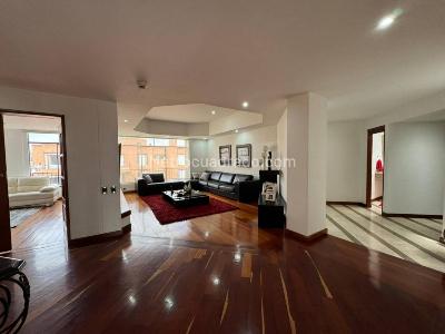 Apartamento de 5 alcobas en venta en San Patricio, Bogotá, 510 m² · foto 19 de 20