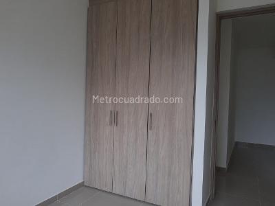 Apartamento de 3 alcobas en venta en Varsovia I, Ibagué, 100 m² · foto 11 de 17