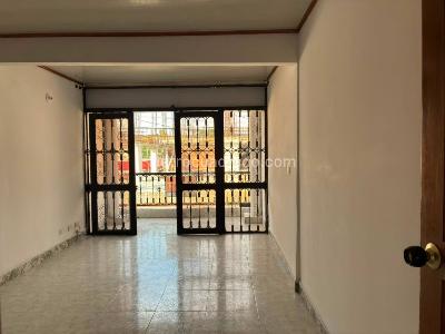 Casa de 5 alcobas en venta en Parrales, Ibagué, 180 m² · foto 9 de 20