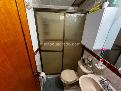 Casa de 4 alcobas en venta en Valparaiso, Ibagué, 250 m² · foto 13 de 19