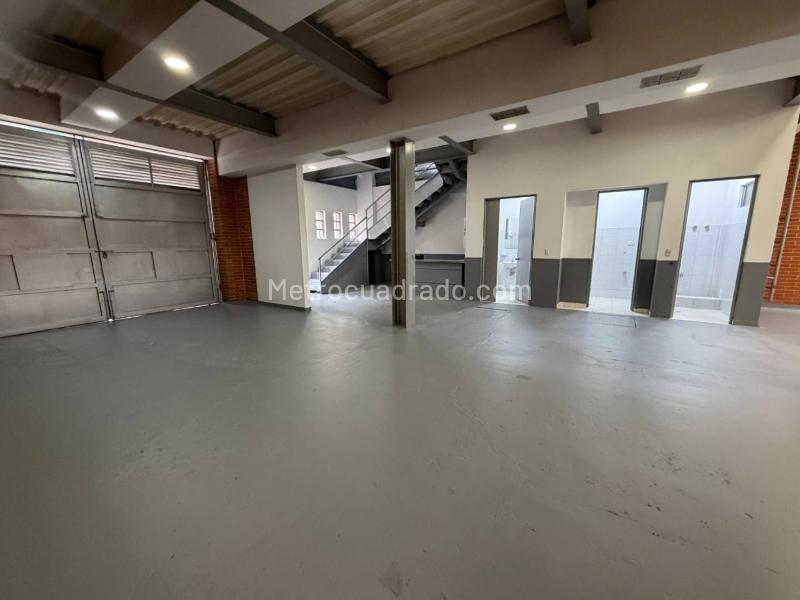 Bodega en Arriendo, La Pradera, Bogotá D.C. - Más