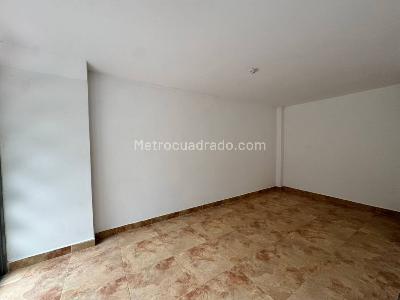 Casa de 3 alcobas en venta en Cantabria, Ibagué, 88 m² · foto 4 de 20