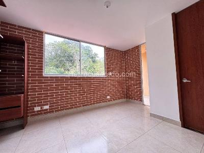 Casa de 3 alcobas en venta en Cantabria, Ibagué, 88 m² · foto 18 de 20