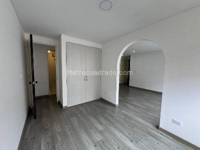 Apartamento en venta en Santa Barbara Central, Bogotá · foto 9 de 20