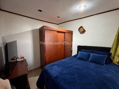Casa de 5 alcobas en venta en La Gaitana, Bogotá, 282 m² · foto 13 de 20