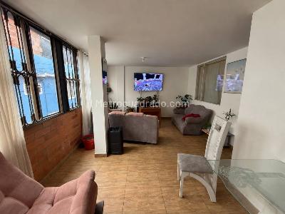 Casa de 5 alcobas en venta en La Gaitana, Bogotá, 282 m² · foto 18 de 20
