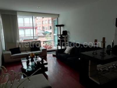 Apartamento de 3 alcobas en venta en Bella Suiza, Bogotá, 126 m² · foto 6 de 19