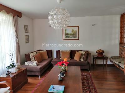 Casa en venta en Santa Barbara Central, Bogotá · foto 4 de 8