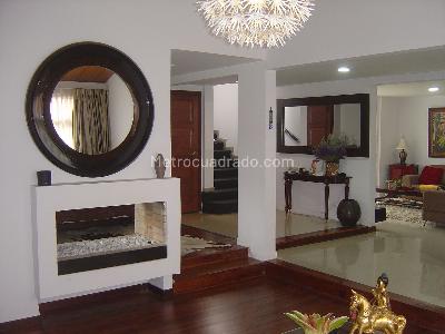 Casa en venta en Santa Barbara Central, Bogotá · foto 4 de 12
