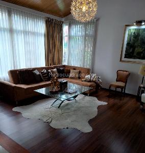 Casa en venta en Santa Barbara Central, Bogotá · foto 3 de 12