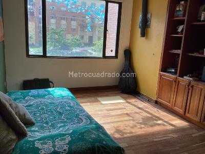 Apartamento de 4 alcobas en venta en Los Rosales Emaus, Bogotá, 249 m² · foto 11 de 20