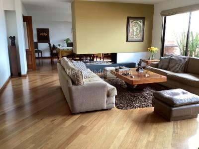 Apartamento de 4 alcobas en venta en Los Rosales Emaus, Bogotá, 249 m² · foto 4 de 20