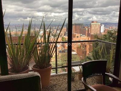Apartamento de 4 alcobas en venta en Los Rosales Emaus, Bogotá, 249 m² · foto 9 de 20