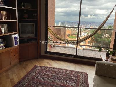 Apartamento de 3 alcobas en venta en Los Rosales Emaus, Bogotá, 249 m² · foto 8 de 20
