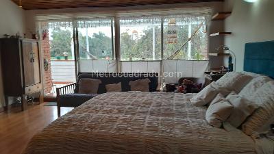 Apartamento de 4 alcobas en venta en Calleja Alta, Bogotá, 240 m² · foto 7 de 16