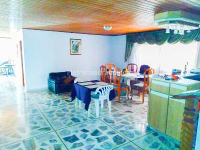 Casa de 4 alcobas en venta en Los Alpes, Barranquilla, 371 m² · foto 3 de 8