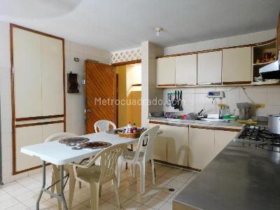 Apartamento de 3 alcobas en venta en Alto Pardo, Barranquilla, 266 m² · foto 13 de 20