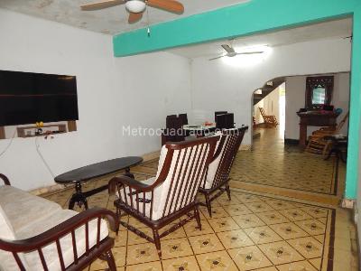 Casa de 5 alcobas en venta en Colombia, Barranquilla, 736 m² · foto 4 de 19