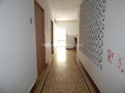 Casa de 5 alcobas en venta en Colombia, Barranquilla, 736 m² · foto 6 de 19