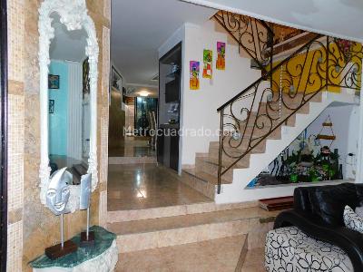 Casa de 4 alcobas en venta en Campo Alegre (Norte), Barranquilla, 230 m² · foto 2 de 20