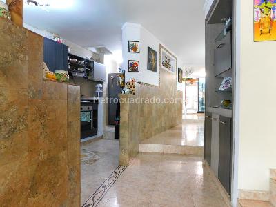 Casa de 4 alcobas en venta en Campo Alegre (Norte), Barranquilla, 230 m² · foto 5 de 20