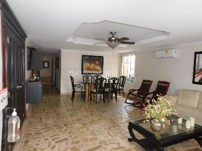 Casa en venta en Ciudad Jardin, Barranquilla · foto 2 de 20