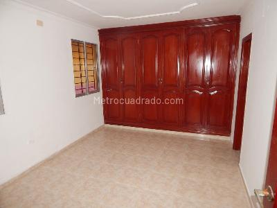 Casa de 5 alcobas en venta en El Limoncito, Barranquilla, 258 m² · foto 14 de 20