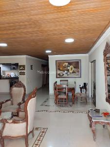 Casa de 5 alcobas en venta en Barranquilla, 359 m² · foto 3 de 5