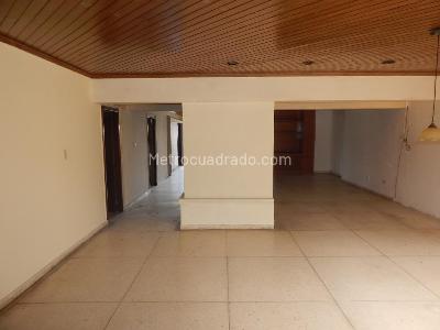 Casa de 5 alcobas en venta en Barranquilla, 517 m² · foto 2 de 20