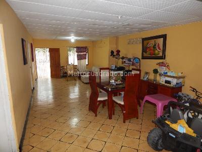 Casa de 5 alcobas en venta en La Sierra, Barranquilla, 150 m² · foto 2 de 6