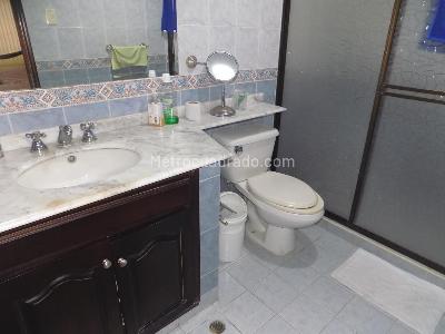 Casa de 5 alcobas en venta en Barranquilla, 417 m² · foto 19 de 20
