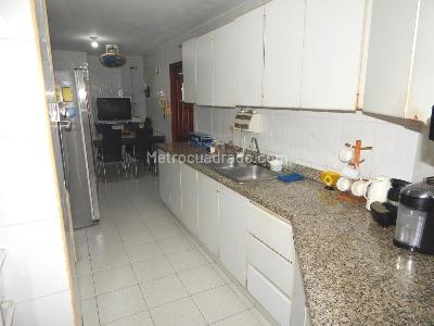 Apartamento de 3 alcobas en venta en Alto Prado, Barranquilla, 225 m² · foto 8 de 19