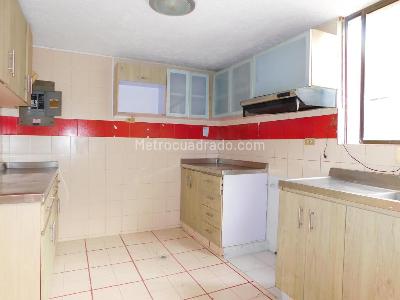 Apartamento de 3 alcobas en venta en Altos De Riomar, Barranquilla, 135 m² · foto 7 de 18