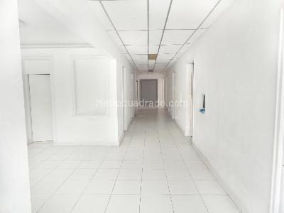 Casa de 5 alcobas en venta en Barranquilla, 650 m² · foto 2 de 15