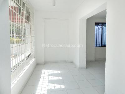 Casa de 5 alcobas en venta en Barranquilla, 650 m² · foto 3 de 15