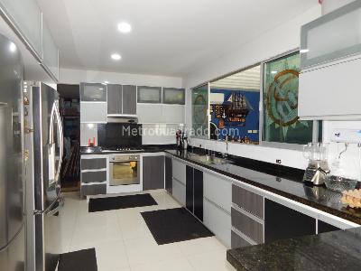 Casa de 5 alcobas en venta en Villa Campestre, Barranquilla, 347 m² · foto 6 de 20