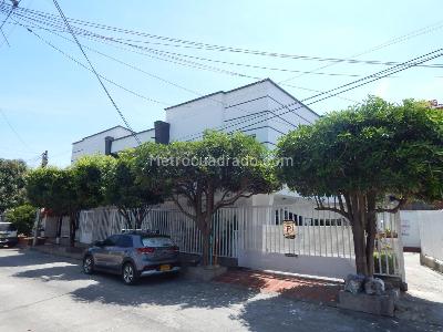 Casa de 5 alcobas en venta en La Floresta, Barranquilla, 190 m² · foto 2 de 20