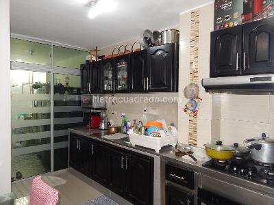 Casa de 5 alcobas en venta en La Floresta, Barranquilla, 190 m² · foto 5 de 20